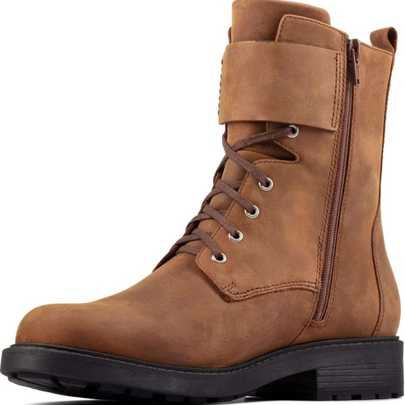 Clarks Boot - Picture 2 of 11